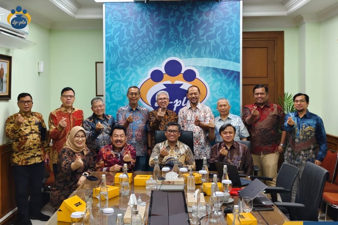 Kunjungan Direktur Perencanaan Korporat dan Pengembangan Bisnis PLN ke Dana Pensiun PLN