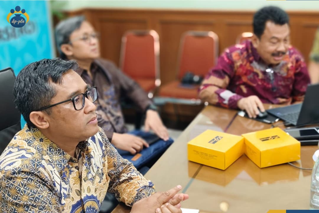 Kunjungan Direktur Perencanaan Korporat dan Pengembangan Bisnis PLN ke Dana Pensiun PLN